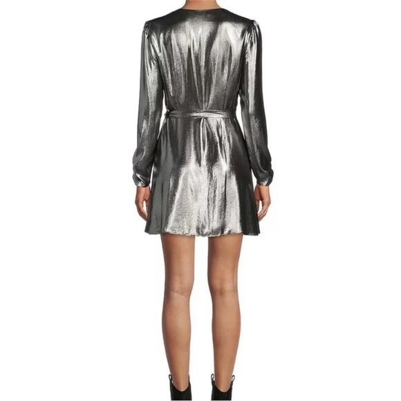 Gianni Bini Noa Lame Silver Metallic V-Neck Long Sleeve Wrap Party Dress NWT - Picture 2 of 11